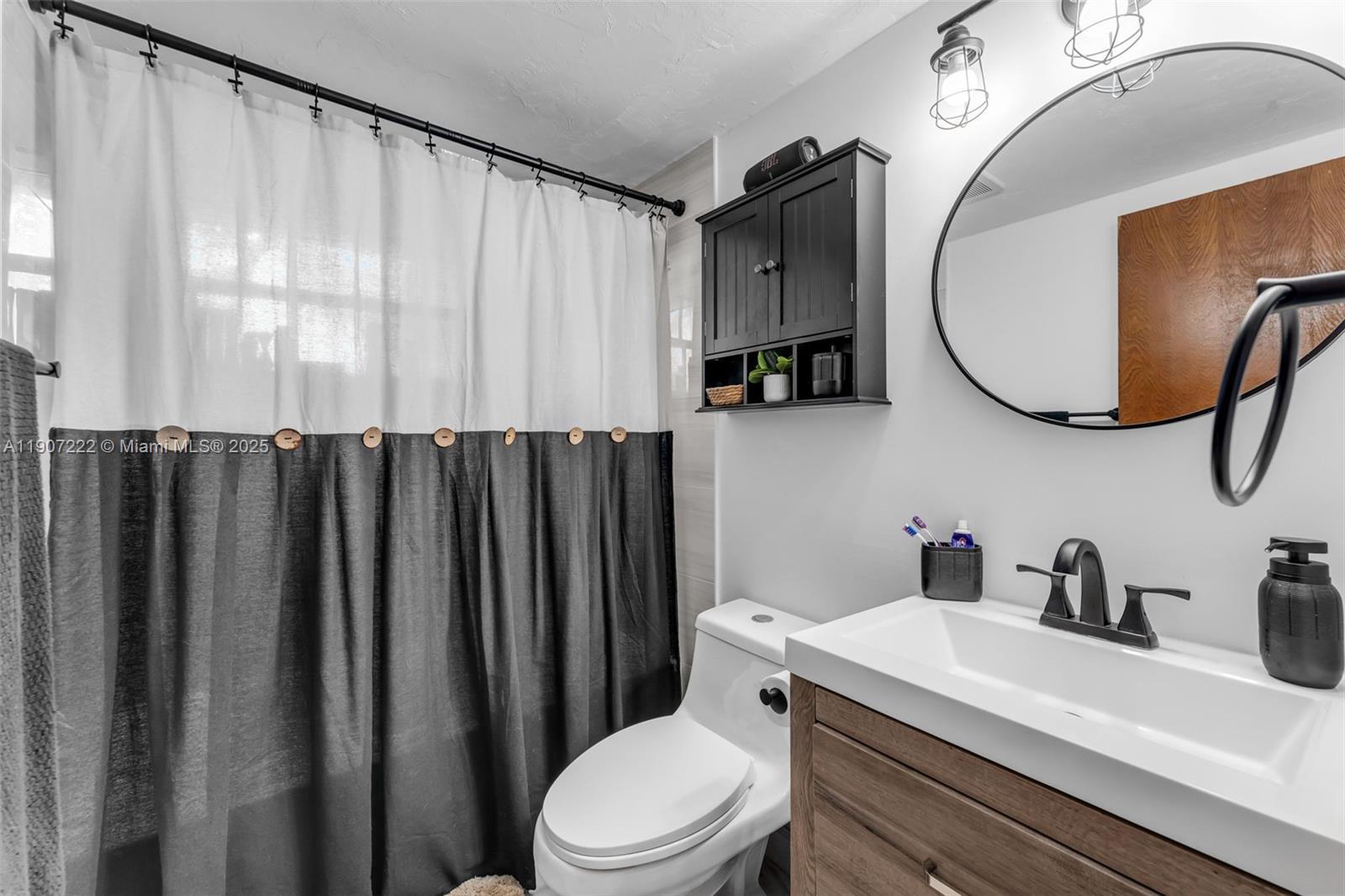 Redland 1.54 Acre - Residential