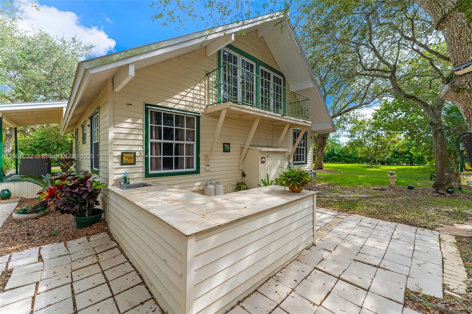 Redland 1.54 Acre - Residential