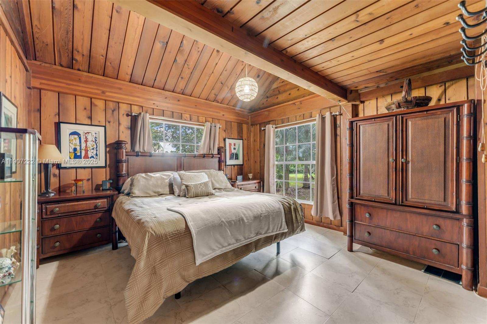 Redland 1.54 Acre - Residential