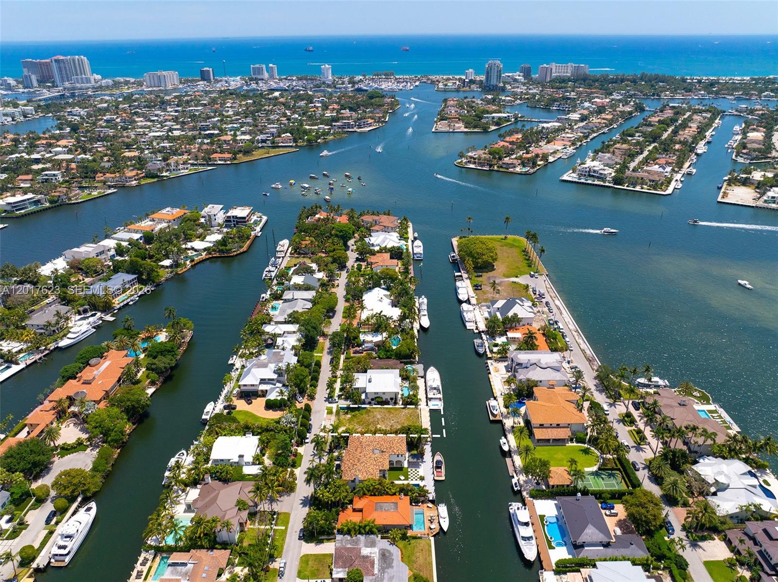 RIO VISTA ISLES - Land