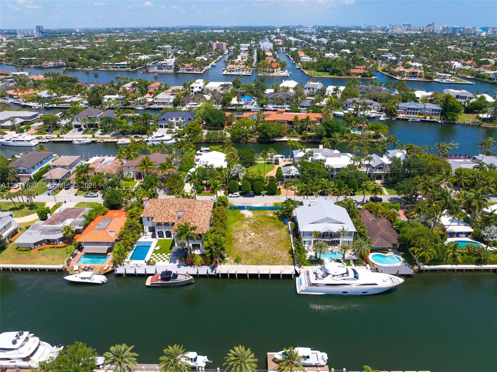 RIO VISTA ISLES - Land
