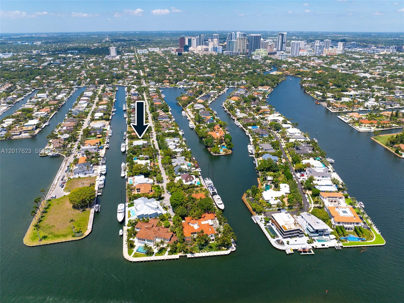 RIO VISTA ISLES - Land