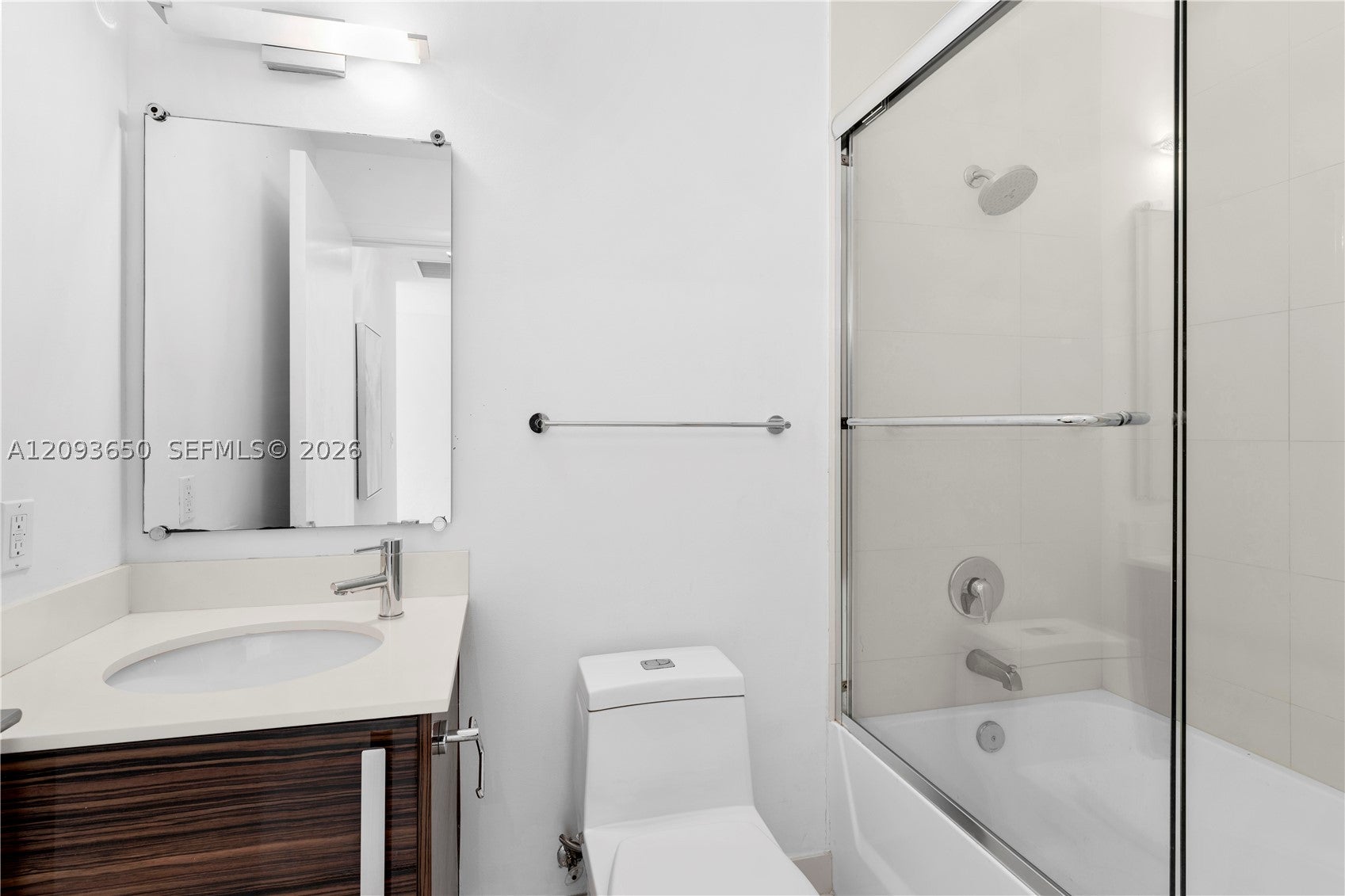 2020 N Bayshore Dr 608