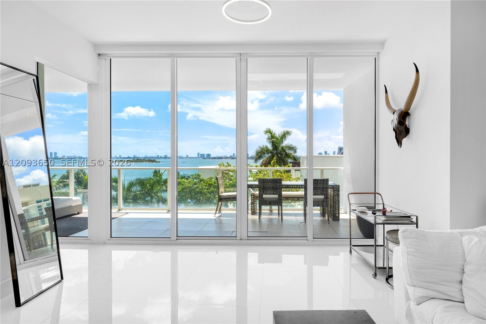 2020 N Bayshore Dr 608