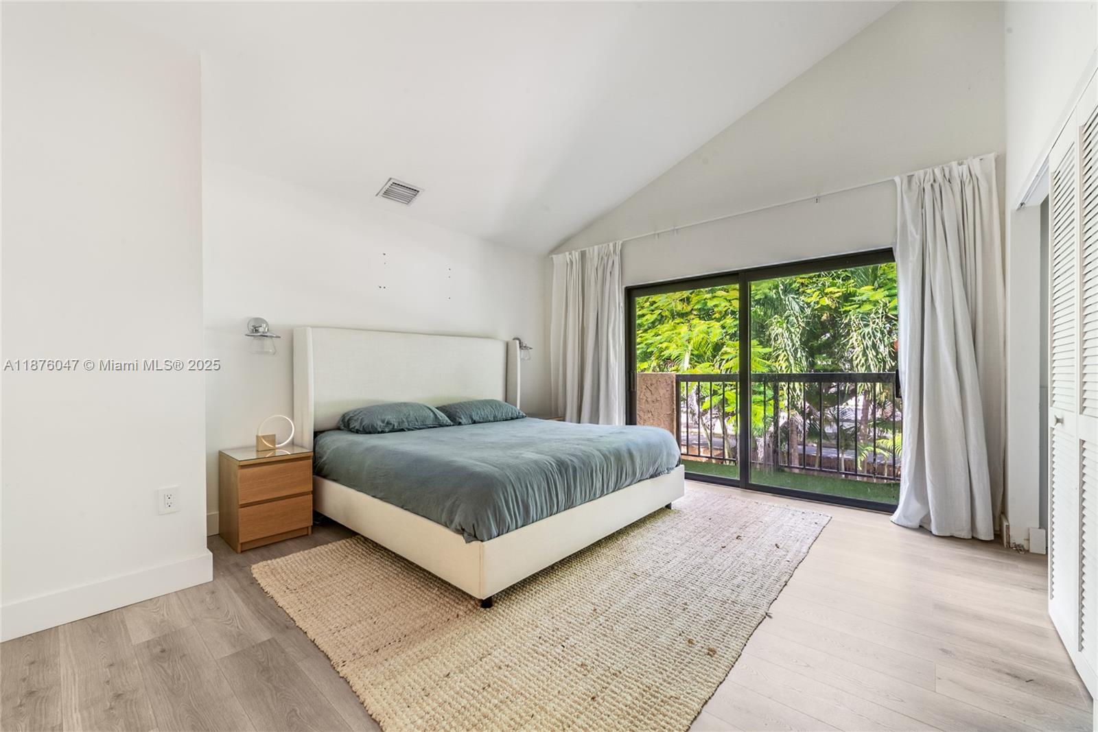 DADELAND COVE SEC 2 - Residential