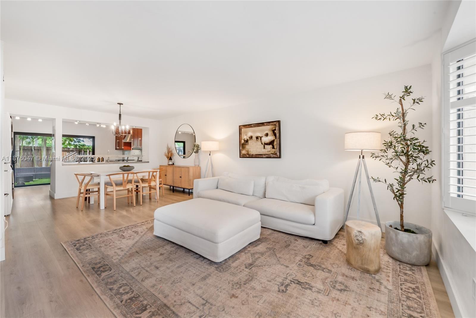 DADELAND COVE SEC 2 - Residential