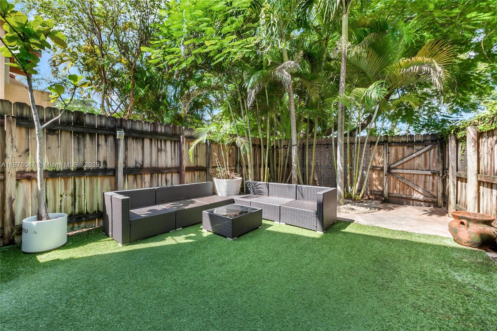 DADELAND COVE SEC 2 - Residential