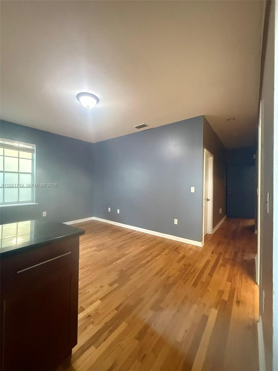 ARVILLA CONDO - Residential