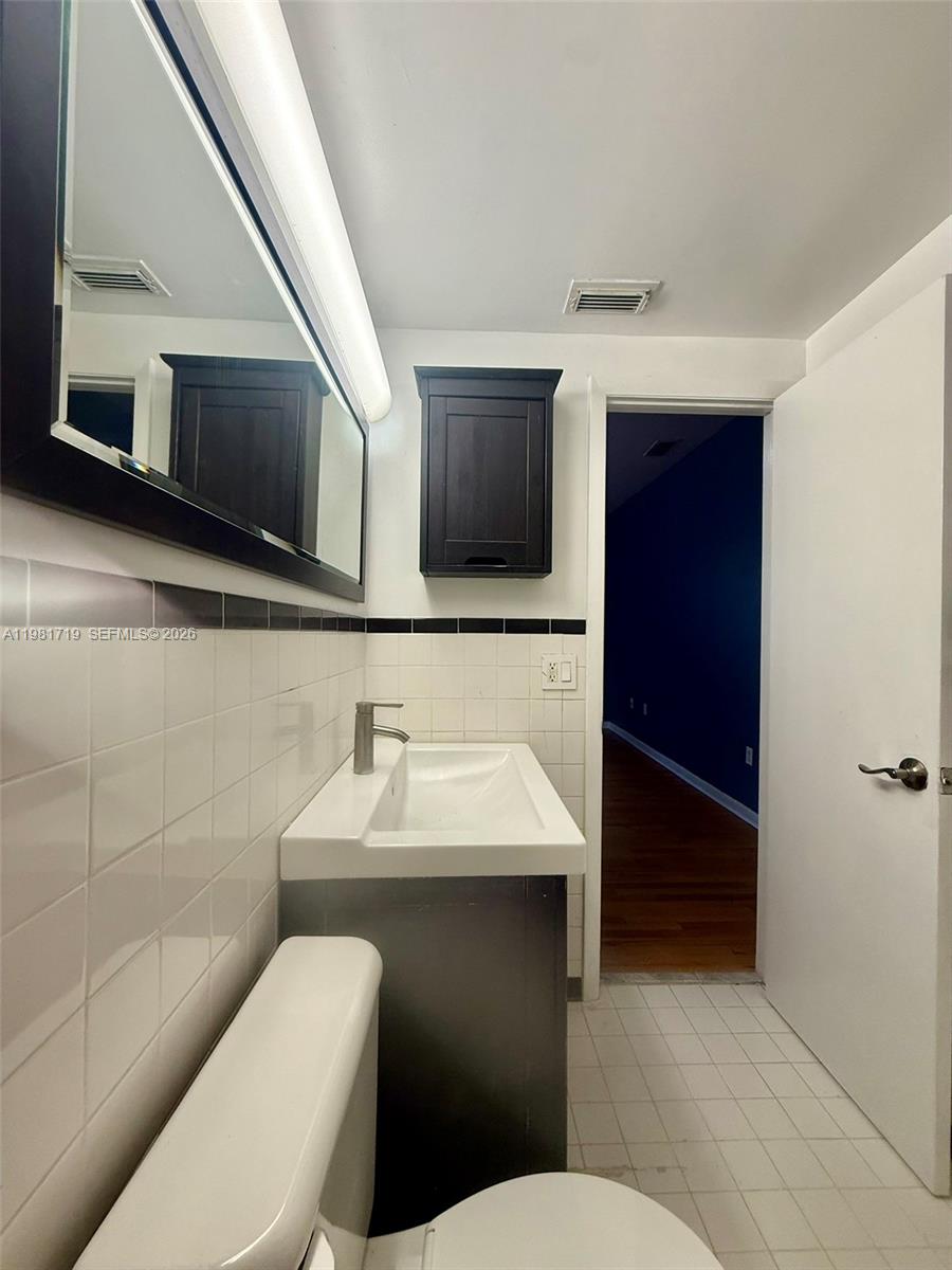 ARVILLA CONDO - Residential