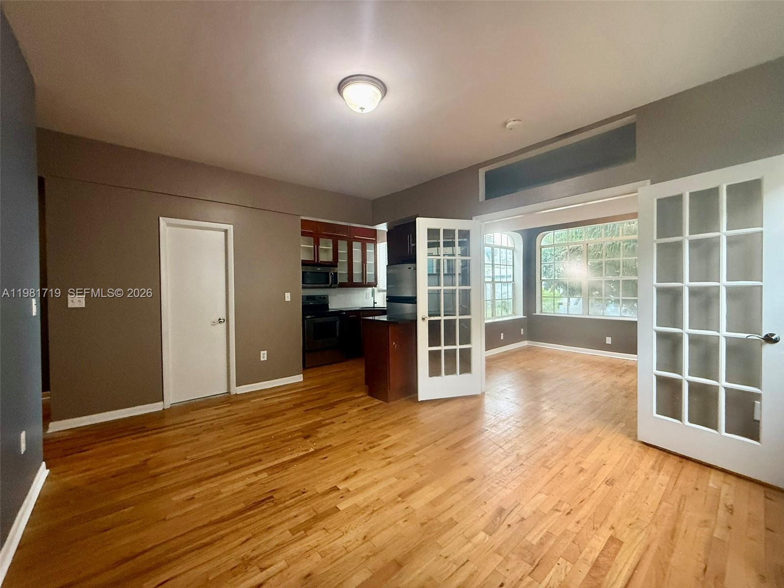 ARVILLA CONDO - Residential