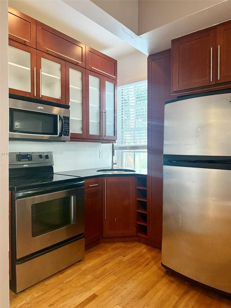 ARVILLA CONDO - Residential