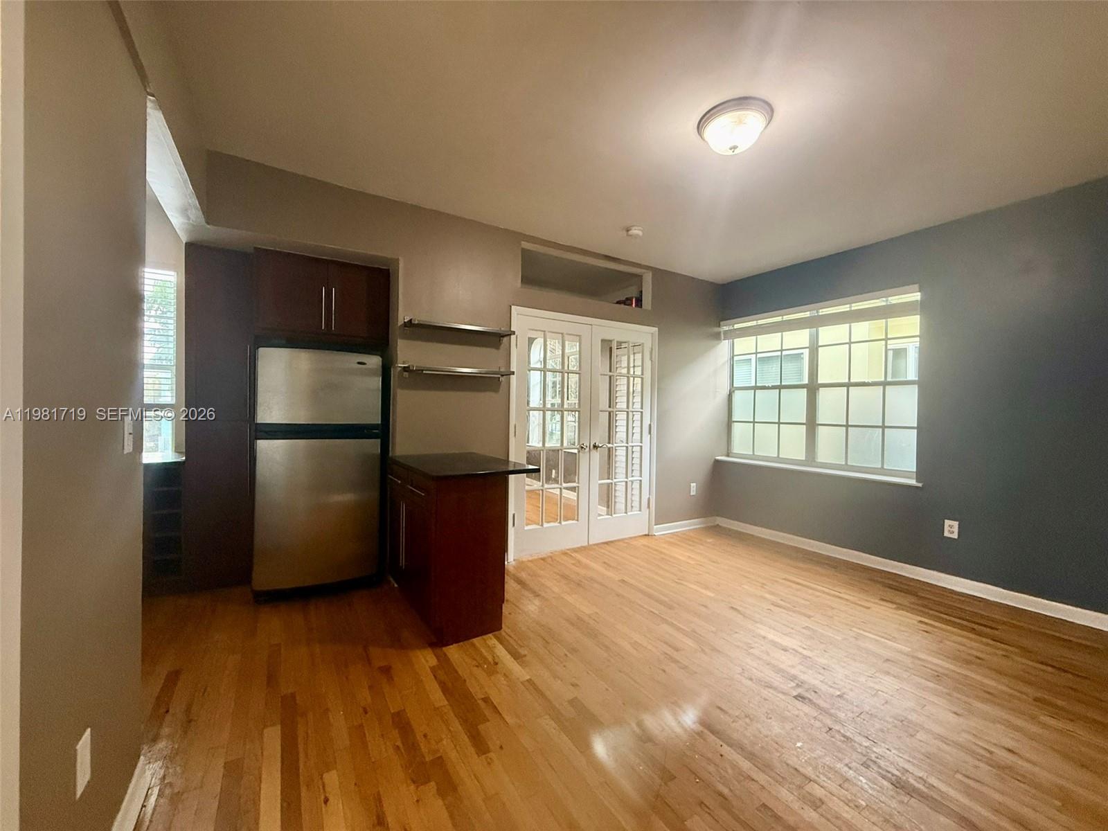 ARVILLA CONDO - Residential