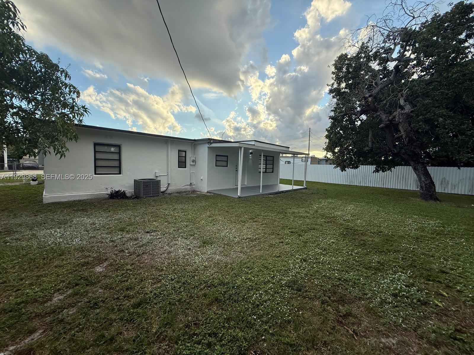 SUN-TAN VILLAGE SEC 1 - Residential