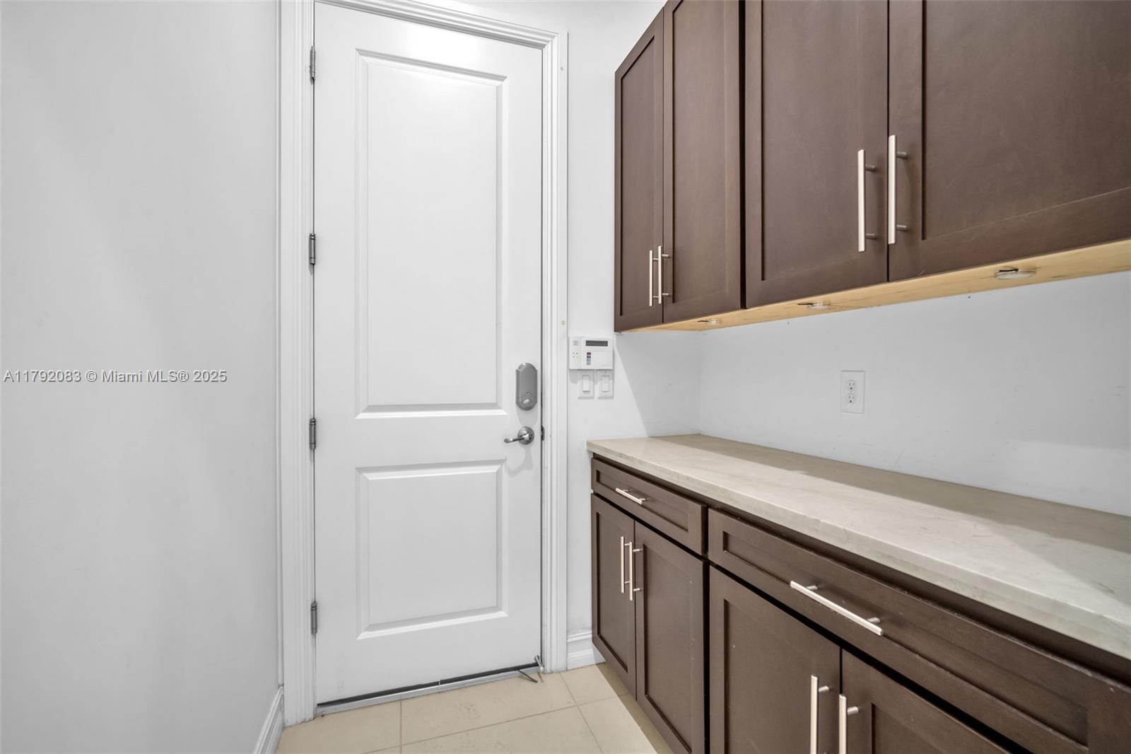PEMBROKE LAKES SOUTH - Residential