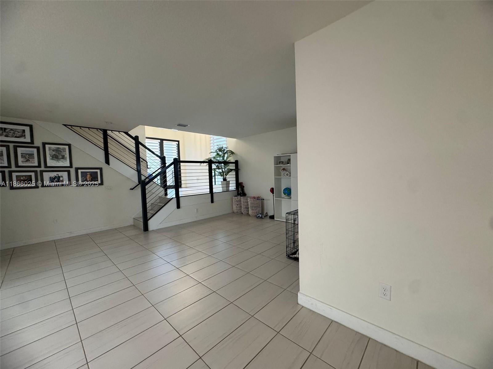 GRAND BAY SOUTH ESTATES - Residential Lease