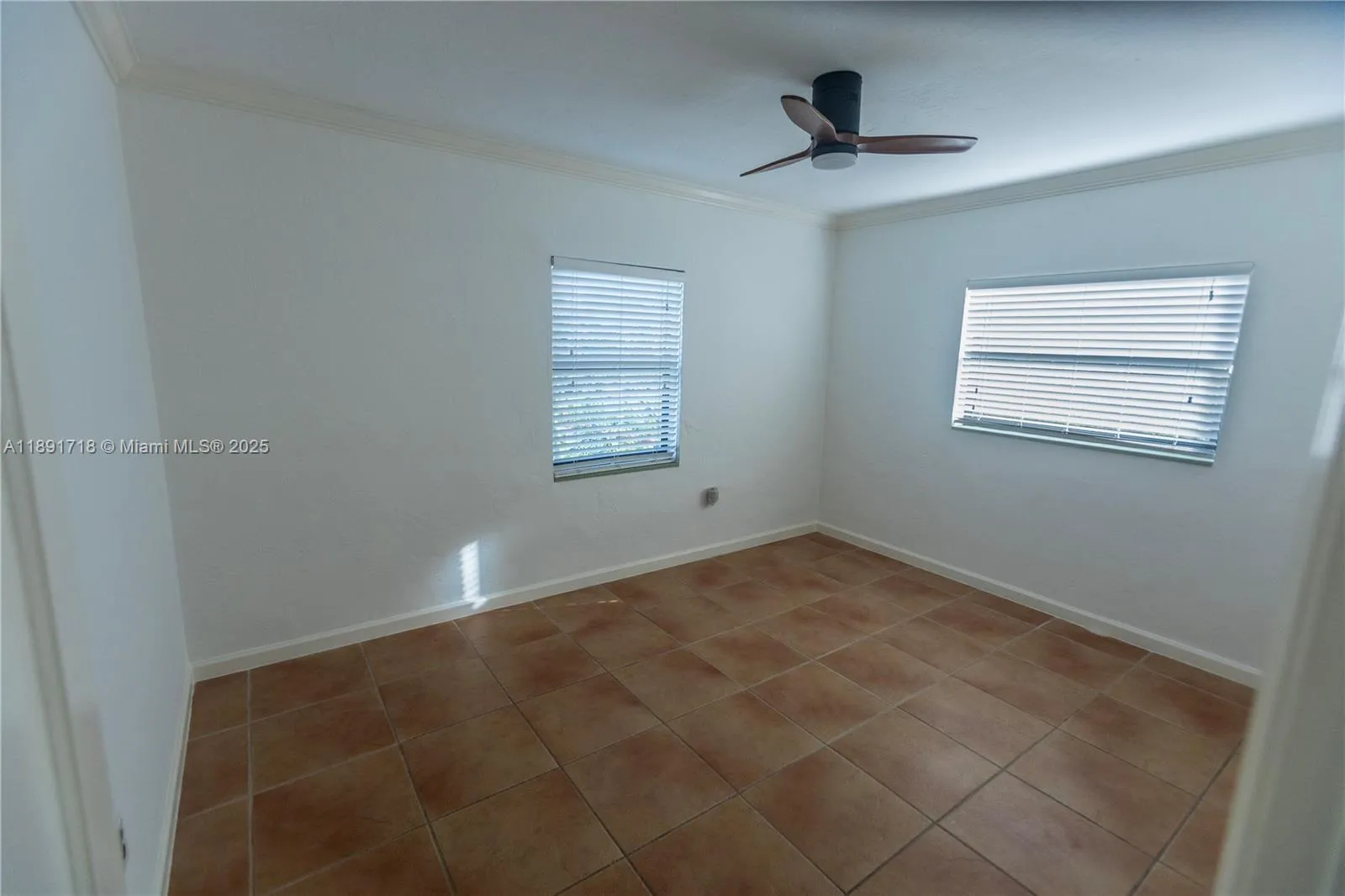 Miami, Florida 33155, United States, 3 Bedrooms Bedrooms, ,2 BathroomsBathrooms,Residential,Active,223601