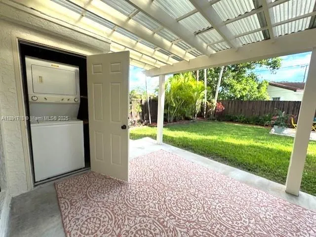 Miami, Florida 33155, United States, 3 Bedrooms Bedrooms, ,2 BathroomsBathrooms,Residential,Active,223601