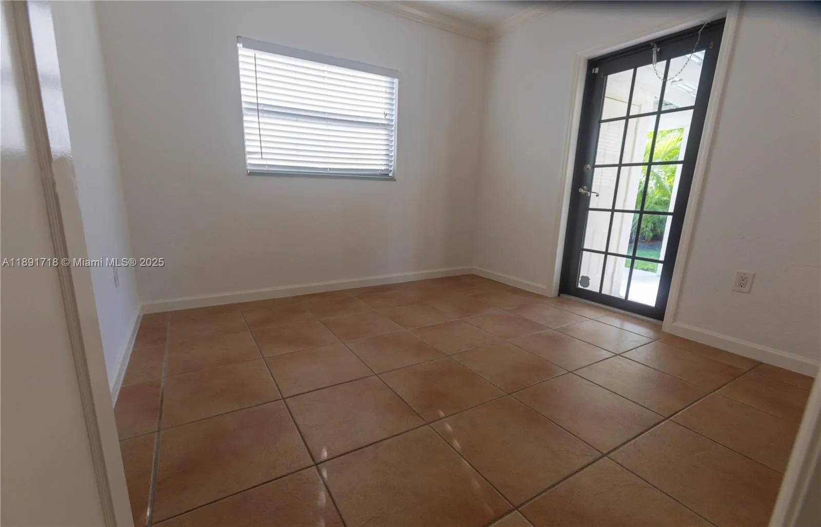 Miami, Florida 33155, United States, 3 Bedrooms Bedrooms, ,2 BathroomsBathrooms,Residential,Active,223601