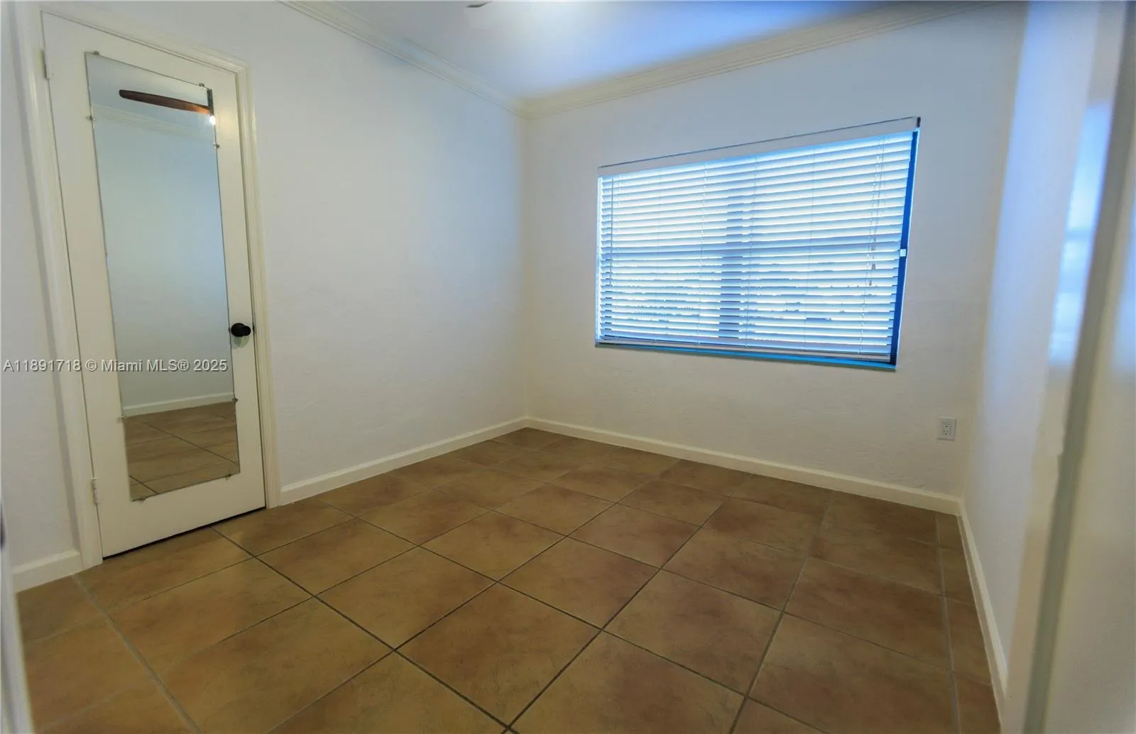 Miami, Florida 33155, United States, 3 Bedrooms Bedrooms, ,2 BathroomsBathrooms,Residential,Active,223601