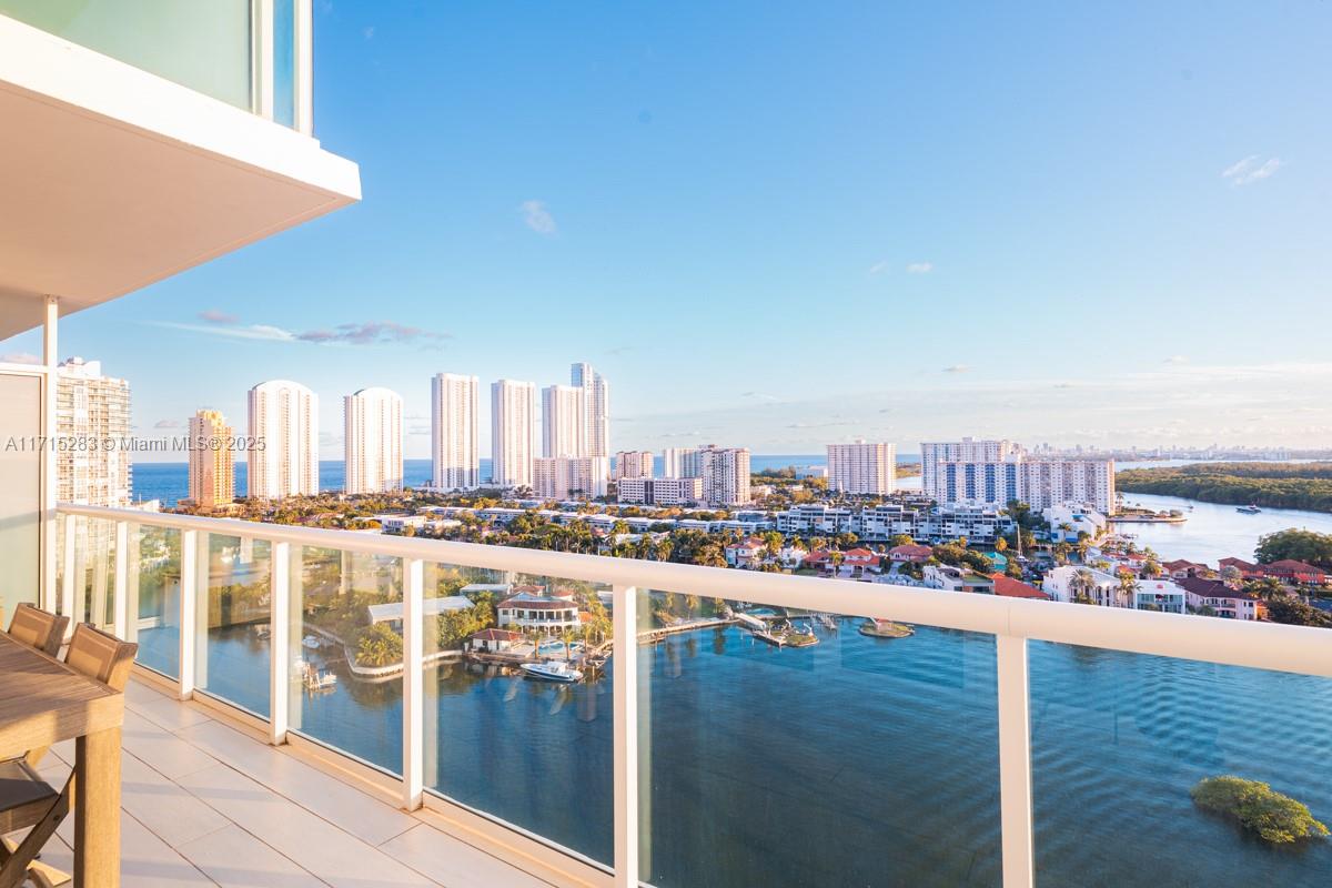400 SUNNY ISLES CONDO WES - Residential