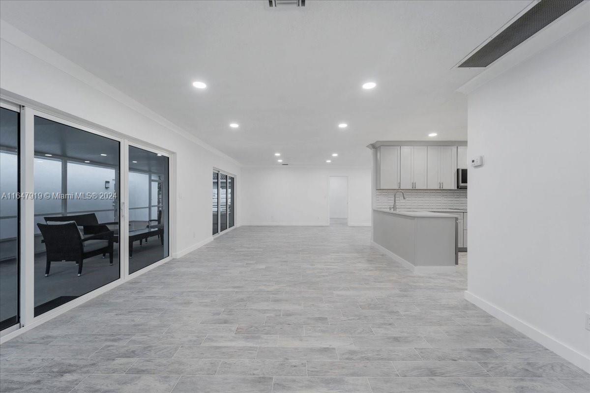 BELLE DANIA RESUB - Residential