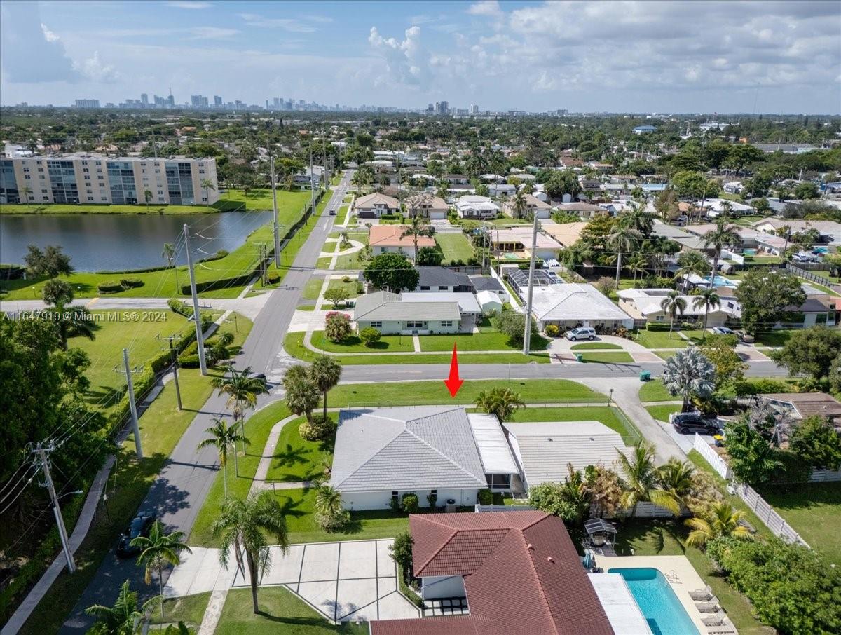150 Se 3rd Ave, Dania Beach, Miami-Dade County, Florida - 3 Bedrooms  
2 Bathrooms - 