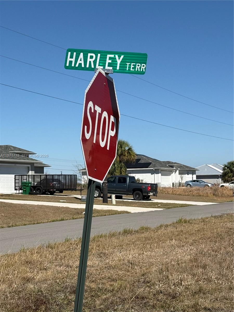 BANYAN VILLAGE - Land