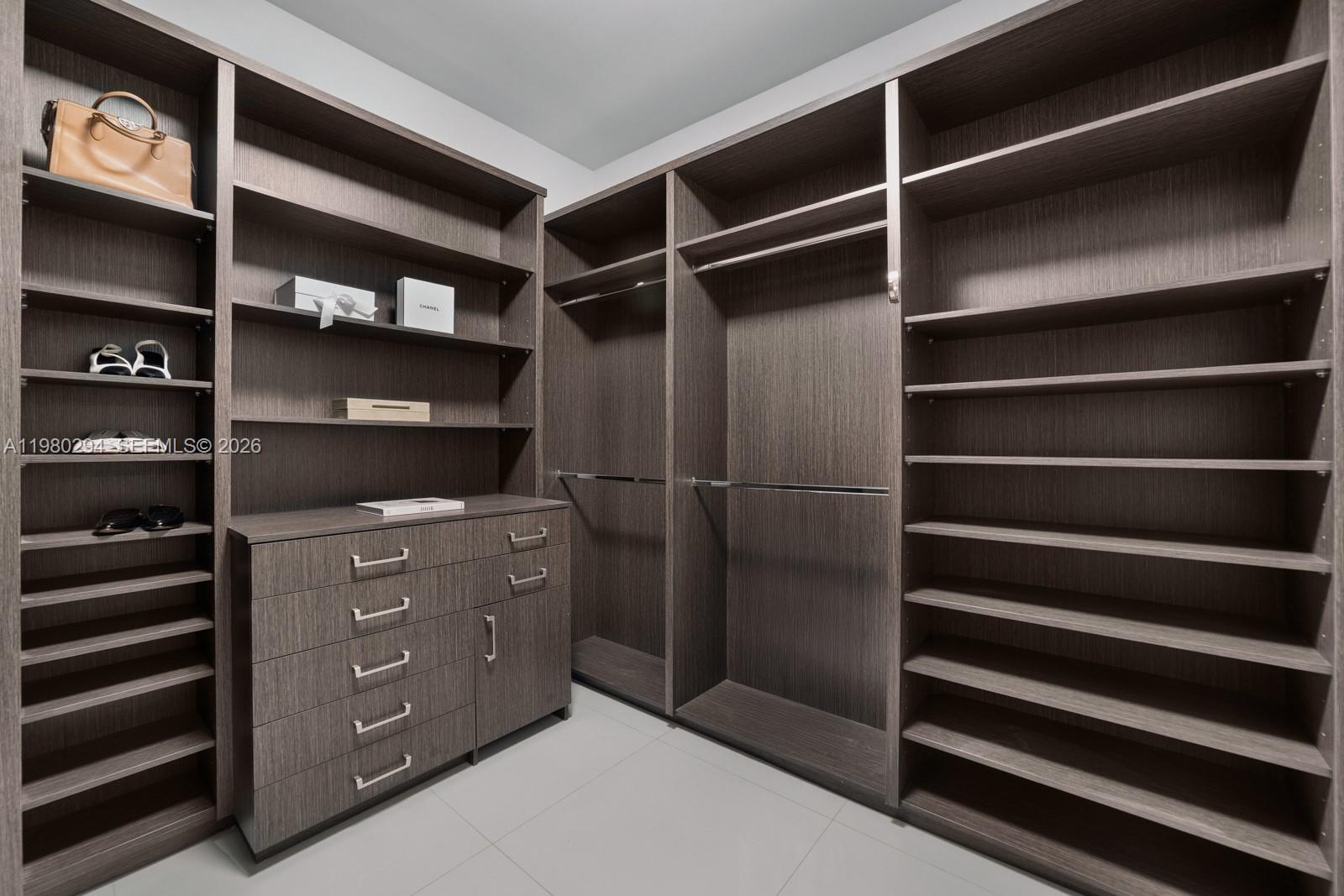 THE RESIDENCES AT THE BAT - Residential