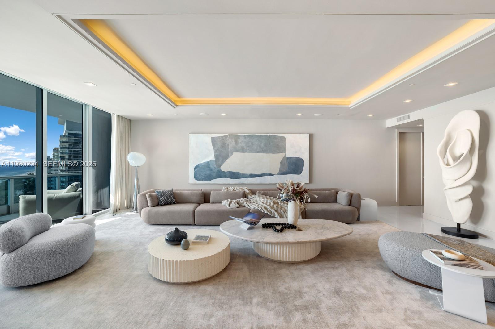 5959 Collins Ave 1606