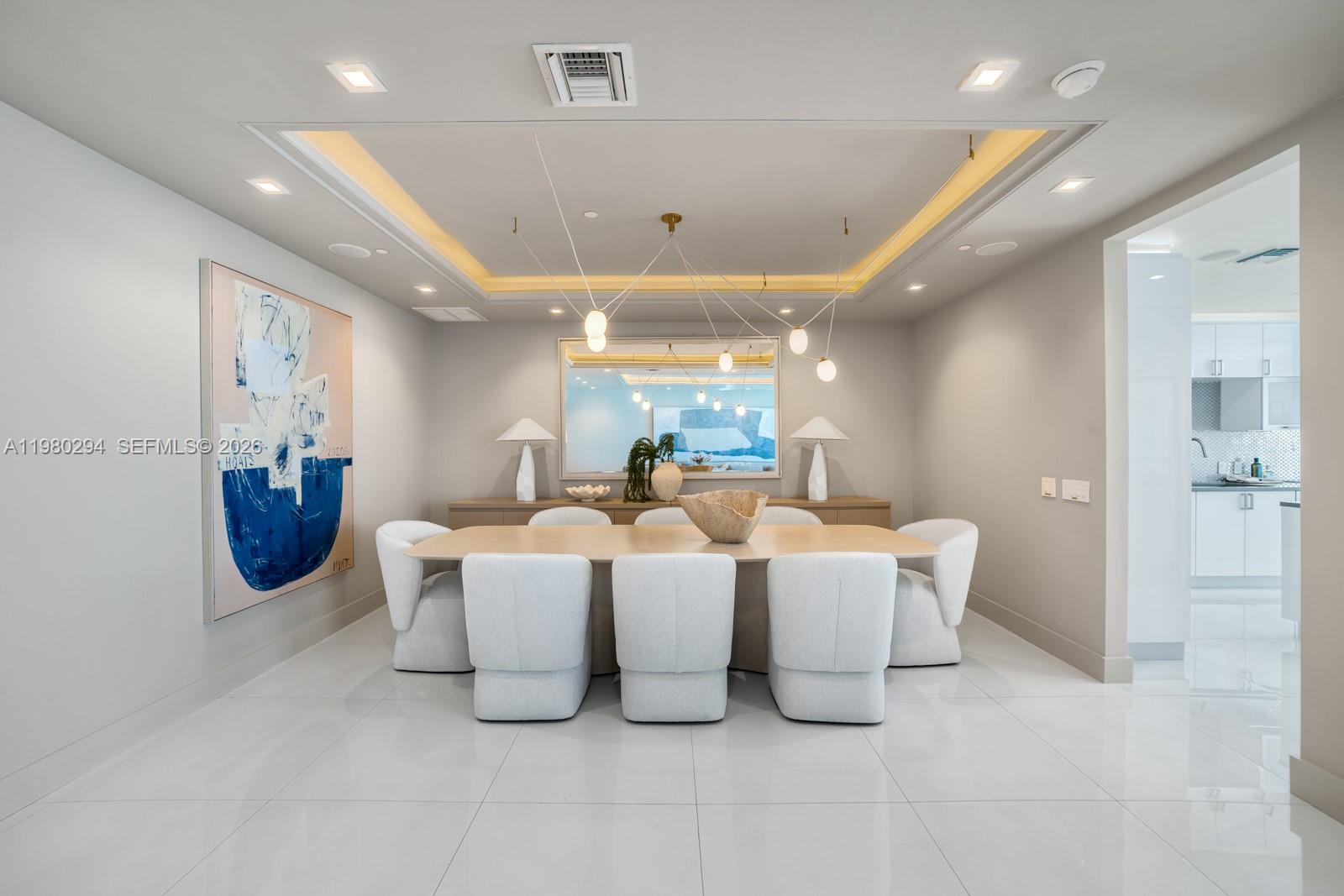 5959 Collins Ave 1606