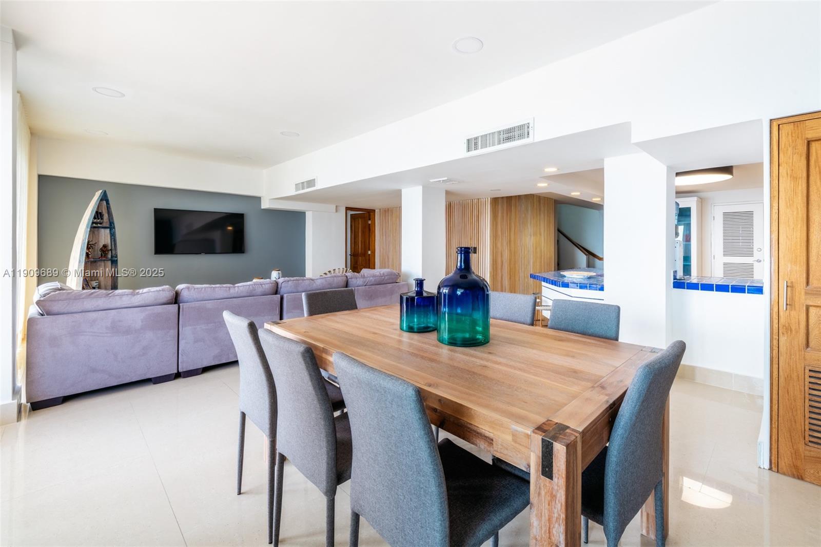 San Andres Islas - Residential