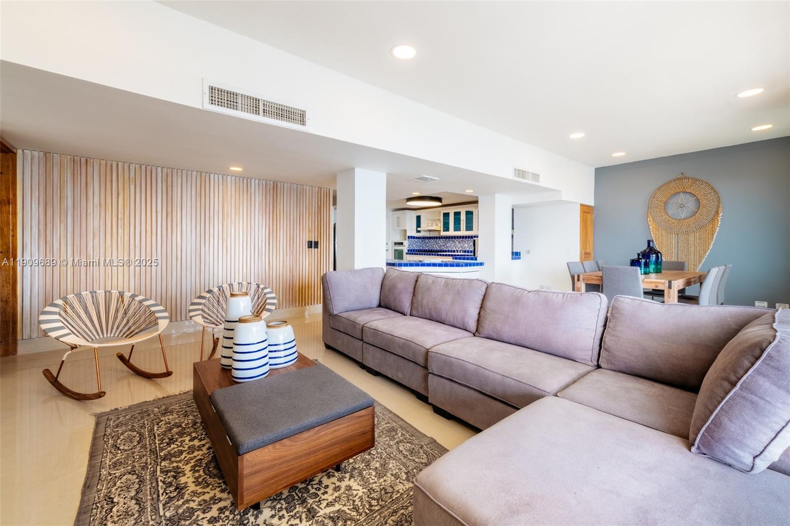 San Andres Islas - Residential