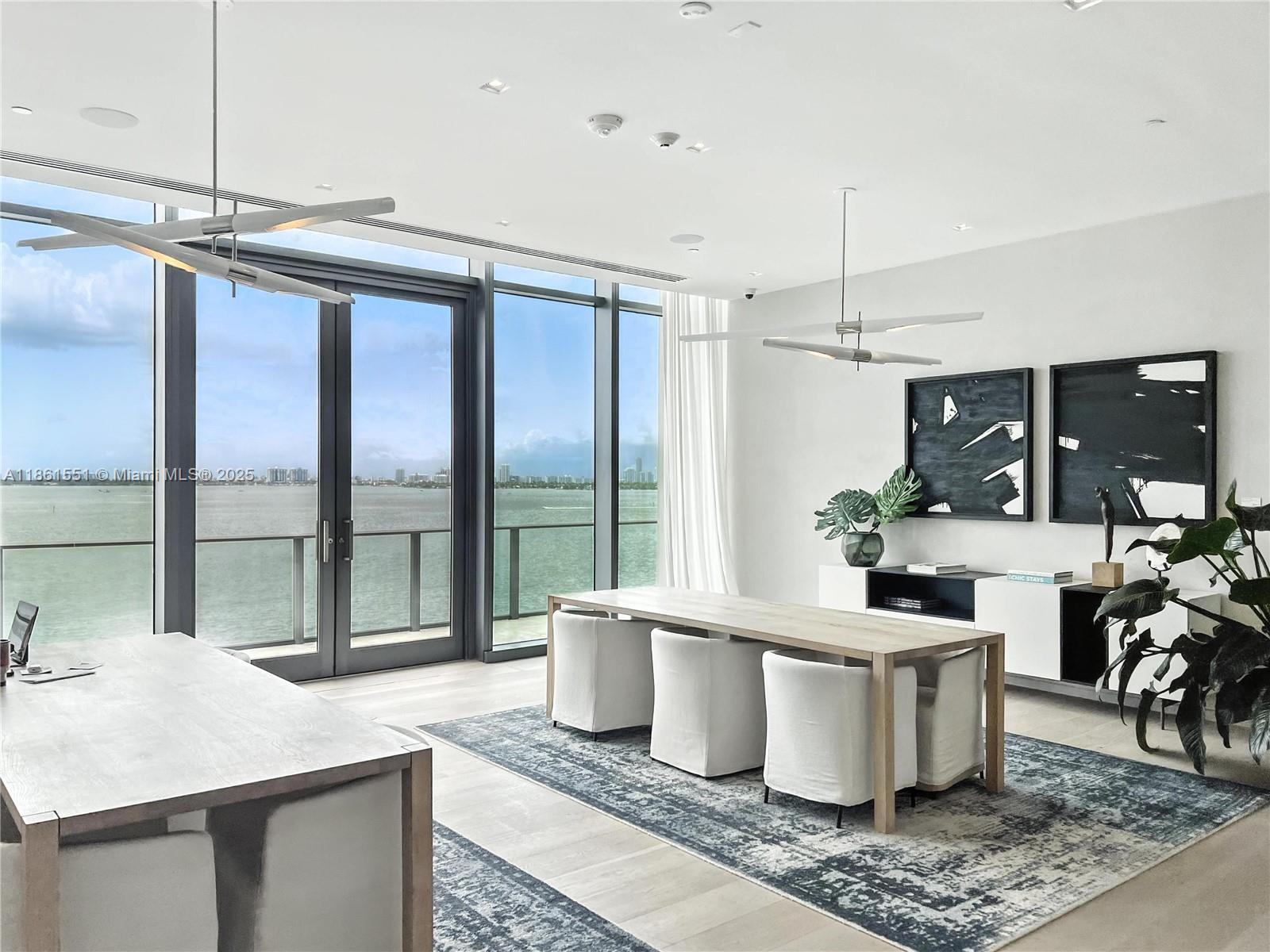 ONE PARAISO - Residential