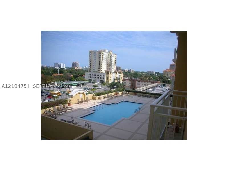 50 Menores Ave 612