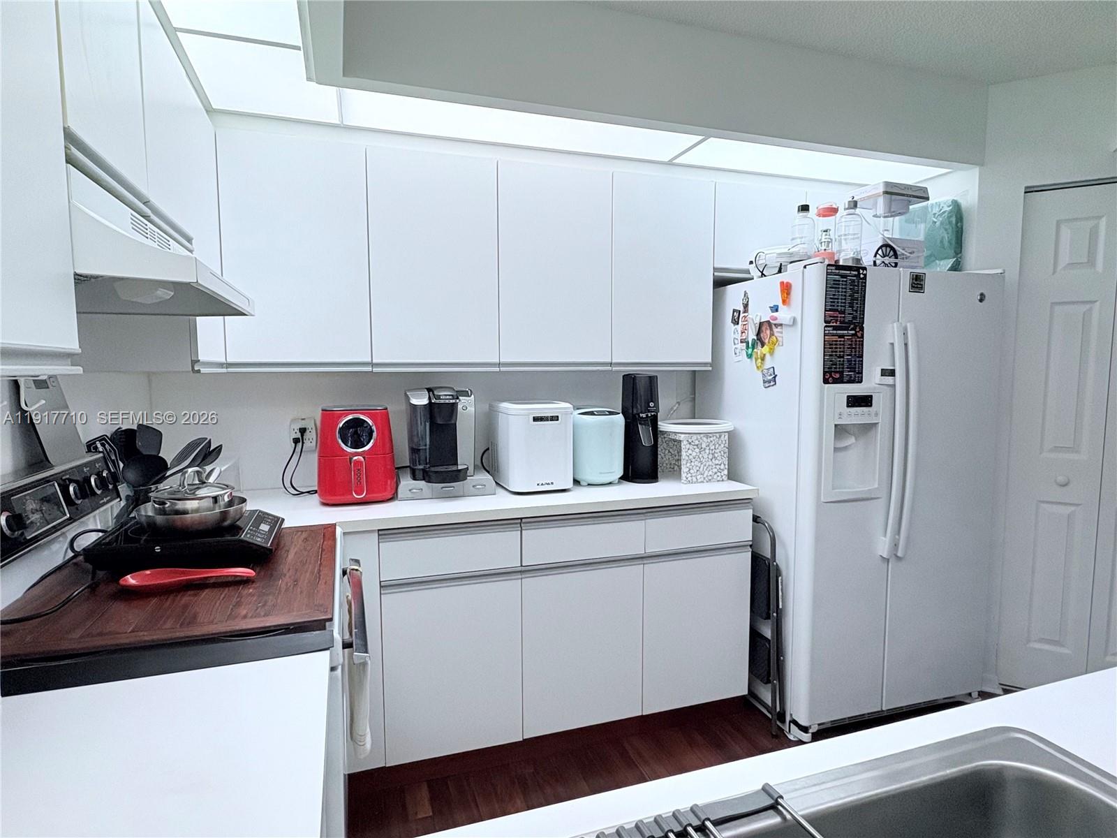 CAMBRIDGE AT CENTURY VILL - Residential