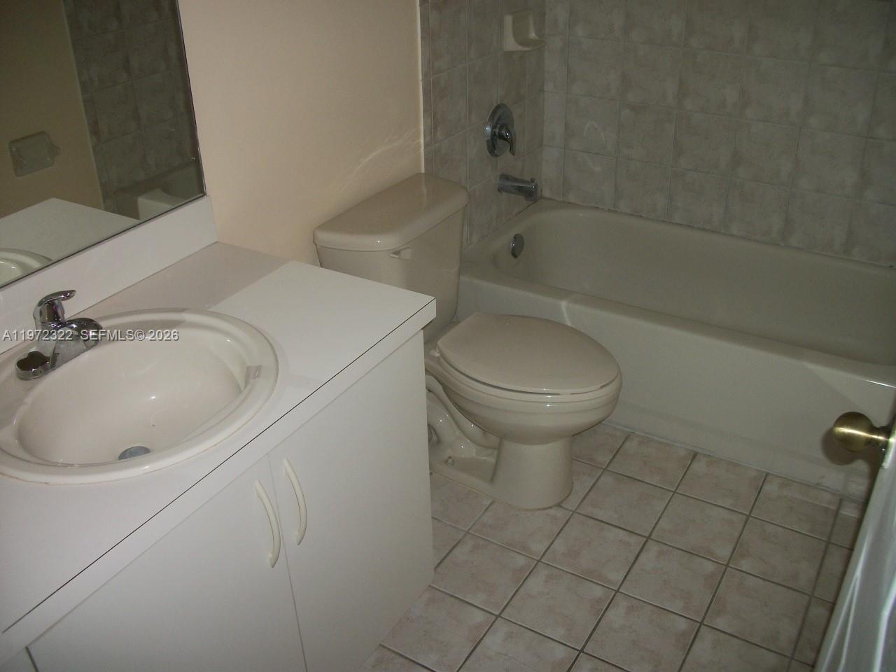 MOWRY VILLAS - Residential