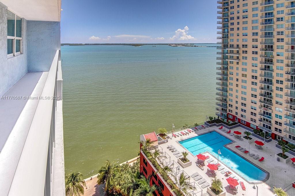 Rental Property at 1111 Brickell Bay Dr 2105, Miami, Broward County, Florida - Bedrooms: 1 
Bathrooms: 1  - $3,060 MO.