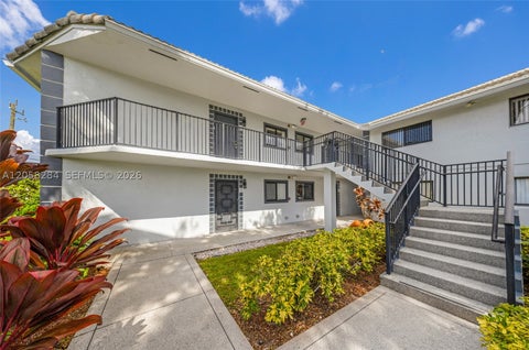 Photo of 15011 Ashland Cir #19, Delray Beach, FL 33484 (MLS # A12058284)
