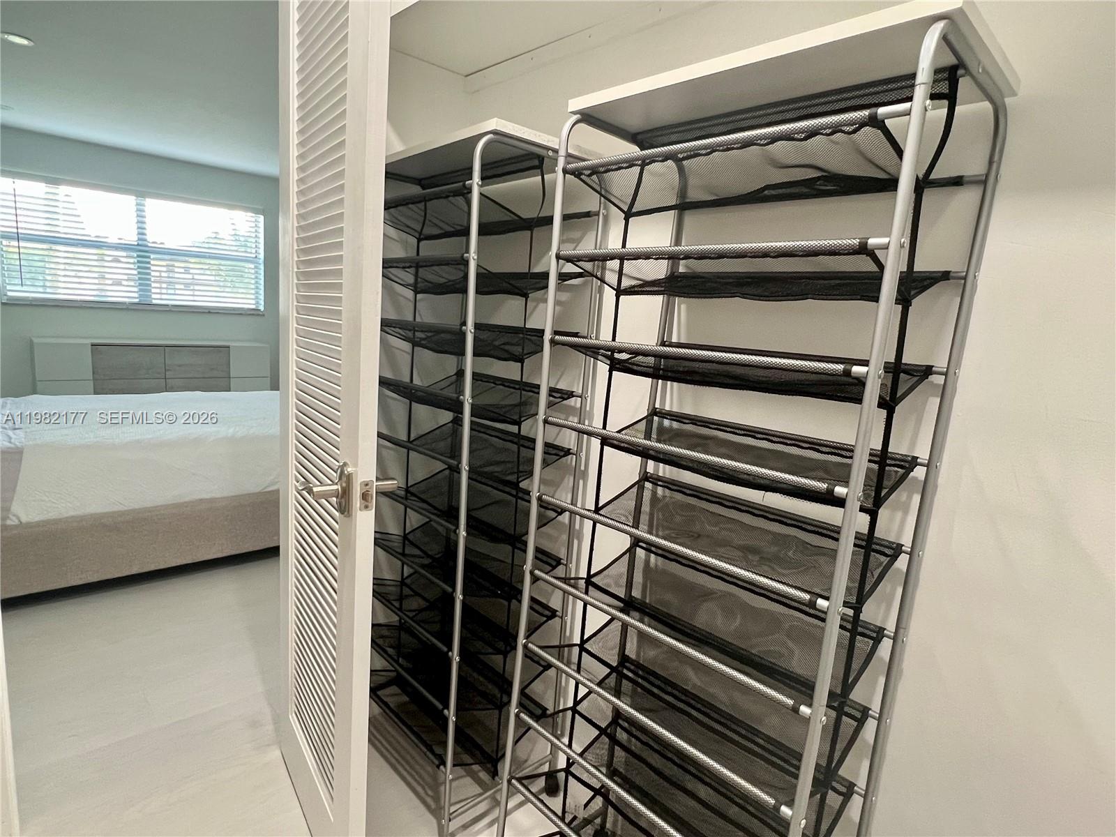 SUNRISE LAKES 46 CONDO - Residential Lease