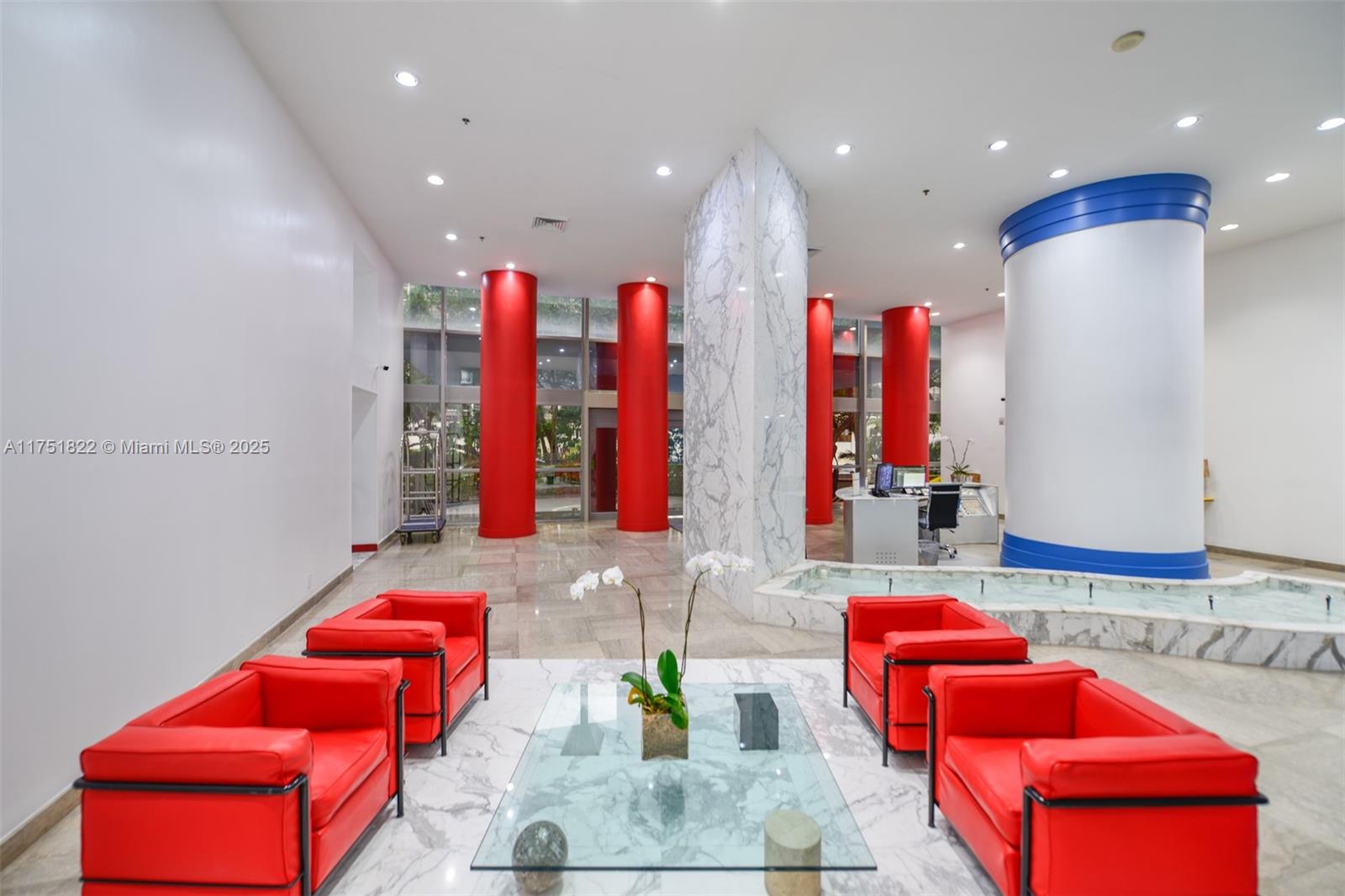 ATLANTIS ON BRICKELL COND - Residential