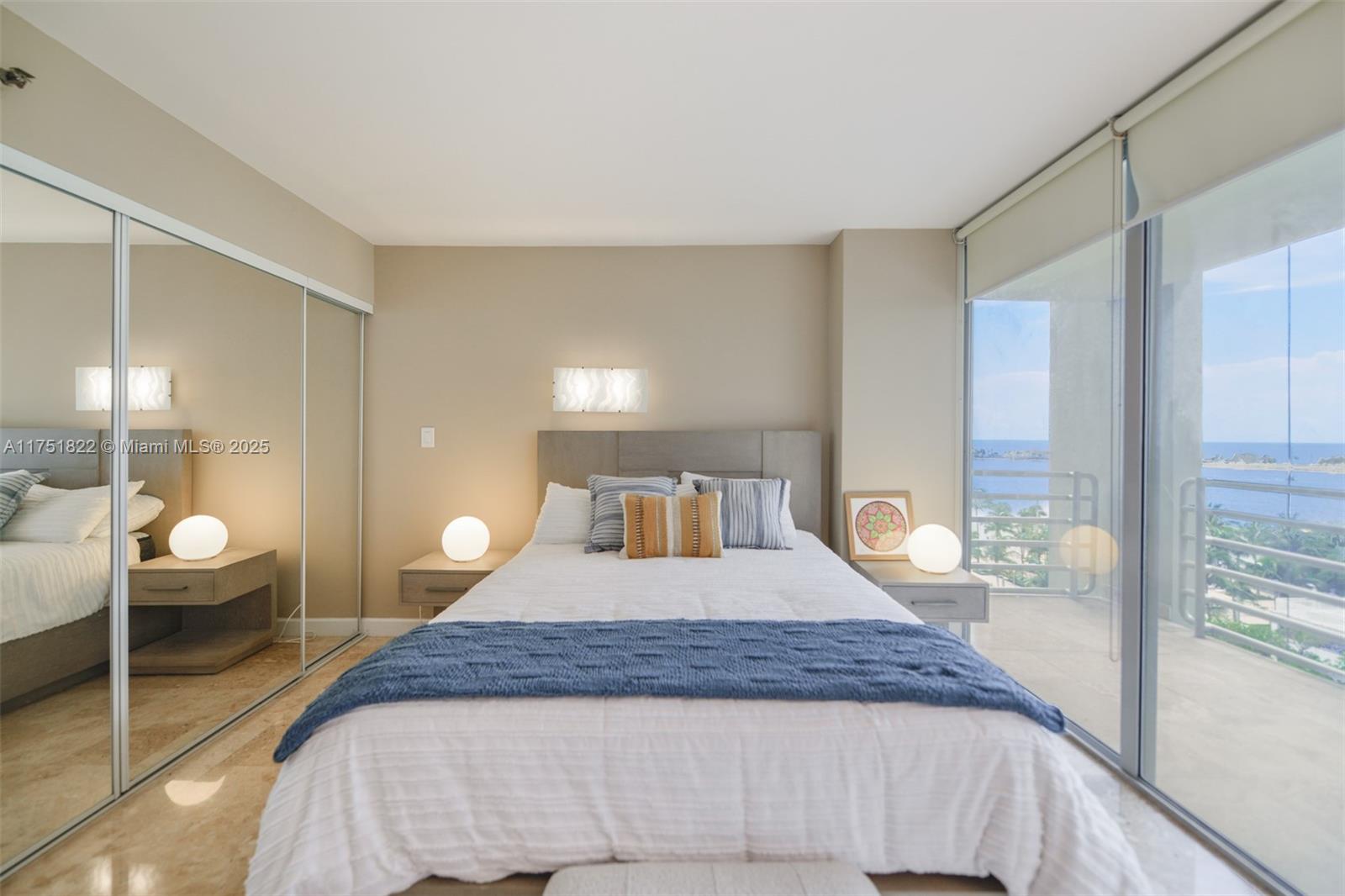 ATLANTIS ON BRICKELL COND - Residential