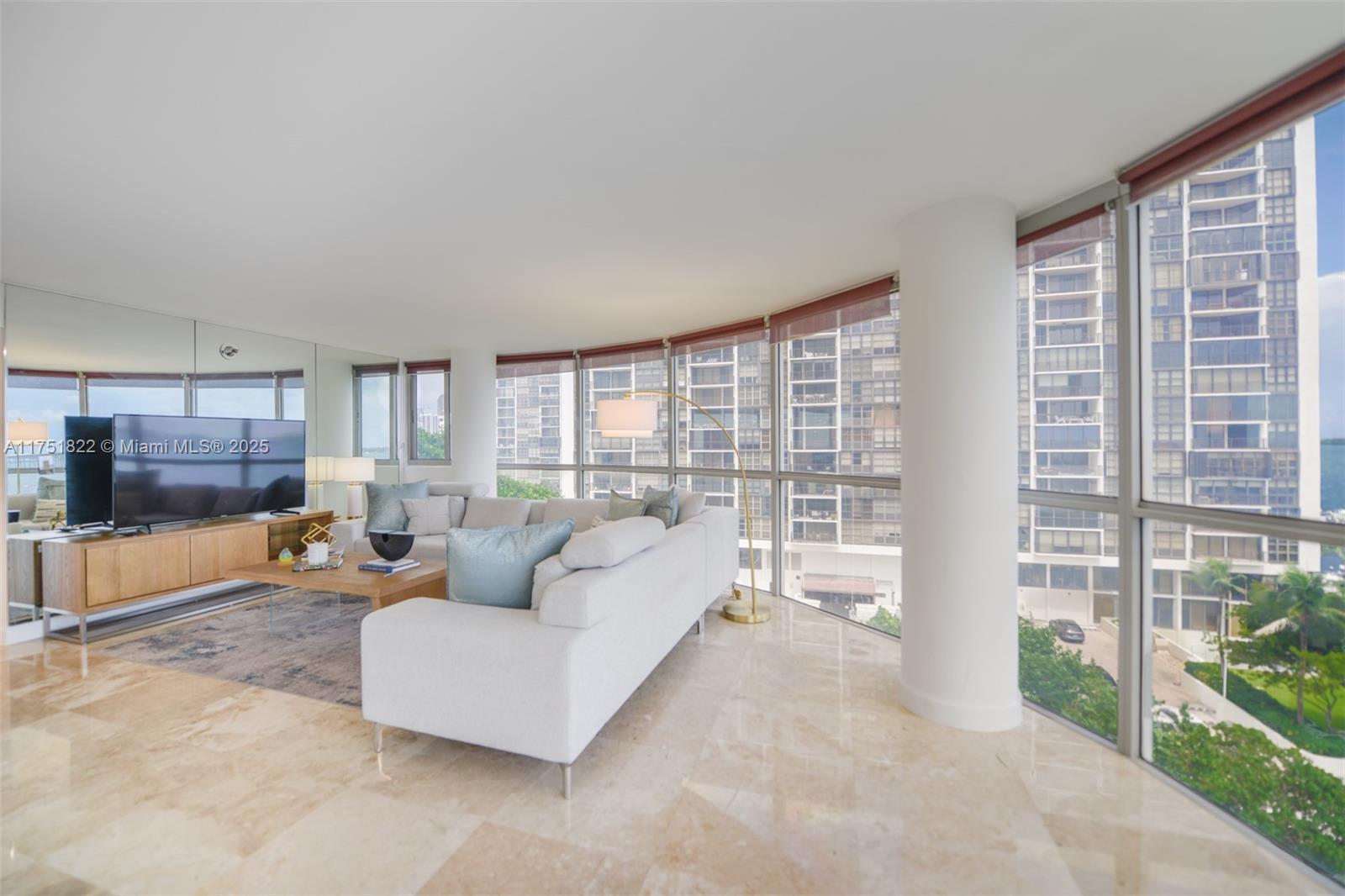 2025 Brickell Ave 901