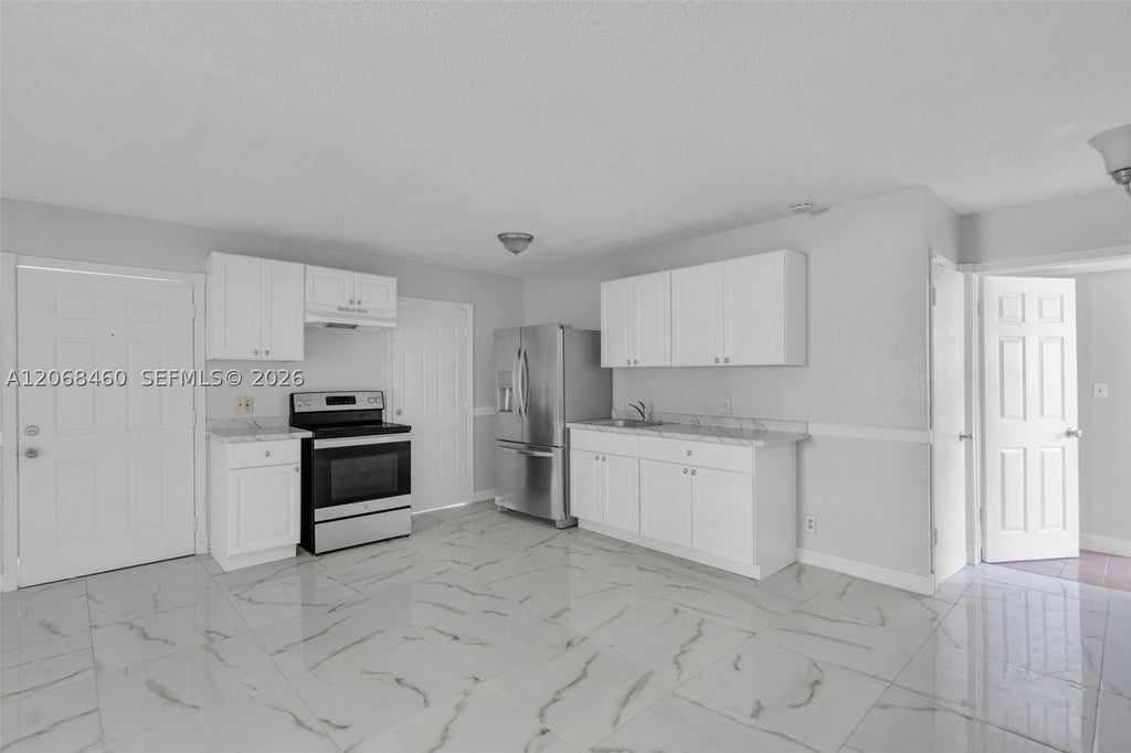 Photo of 632 SW 16th Ave #D, Fort Lauderdale, FL 33312 (MLS # A12068460)
