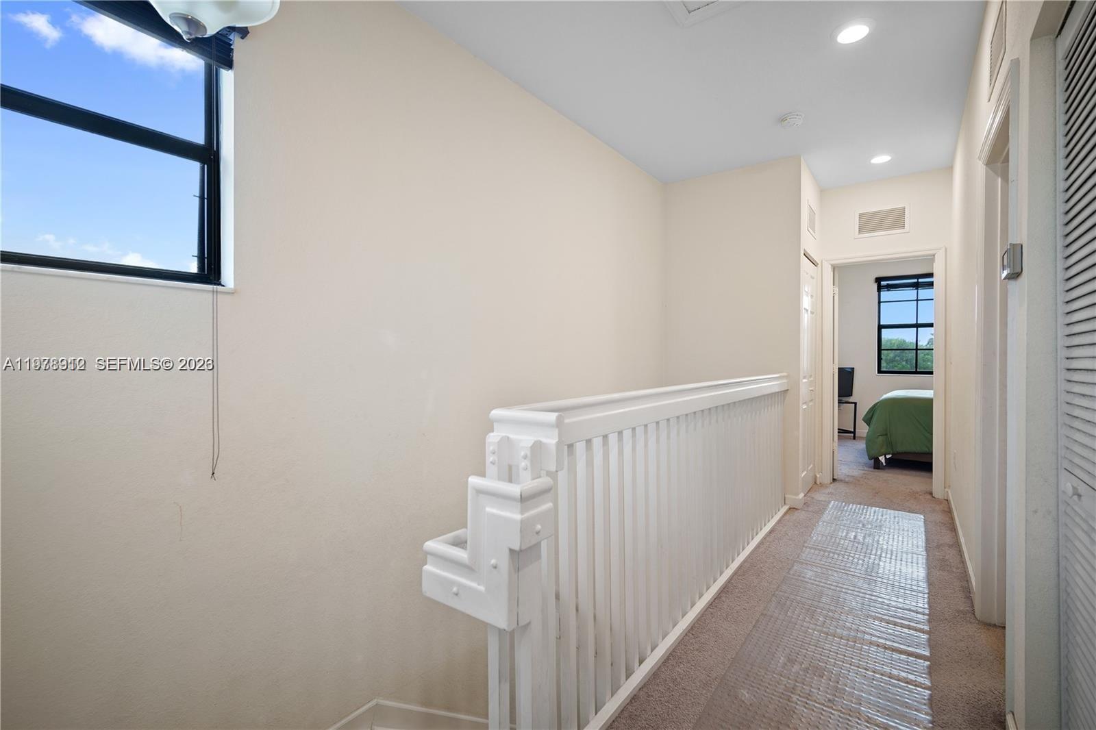 COCO PALM ESTATES - Residential Lease