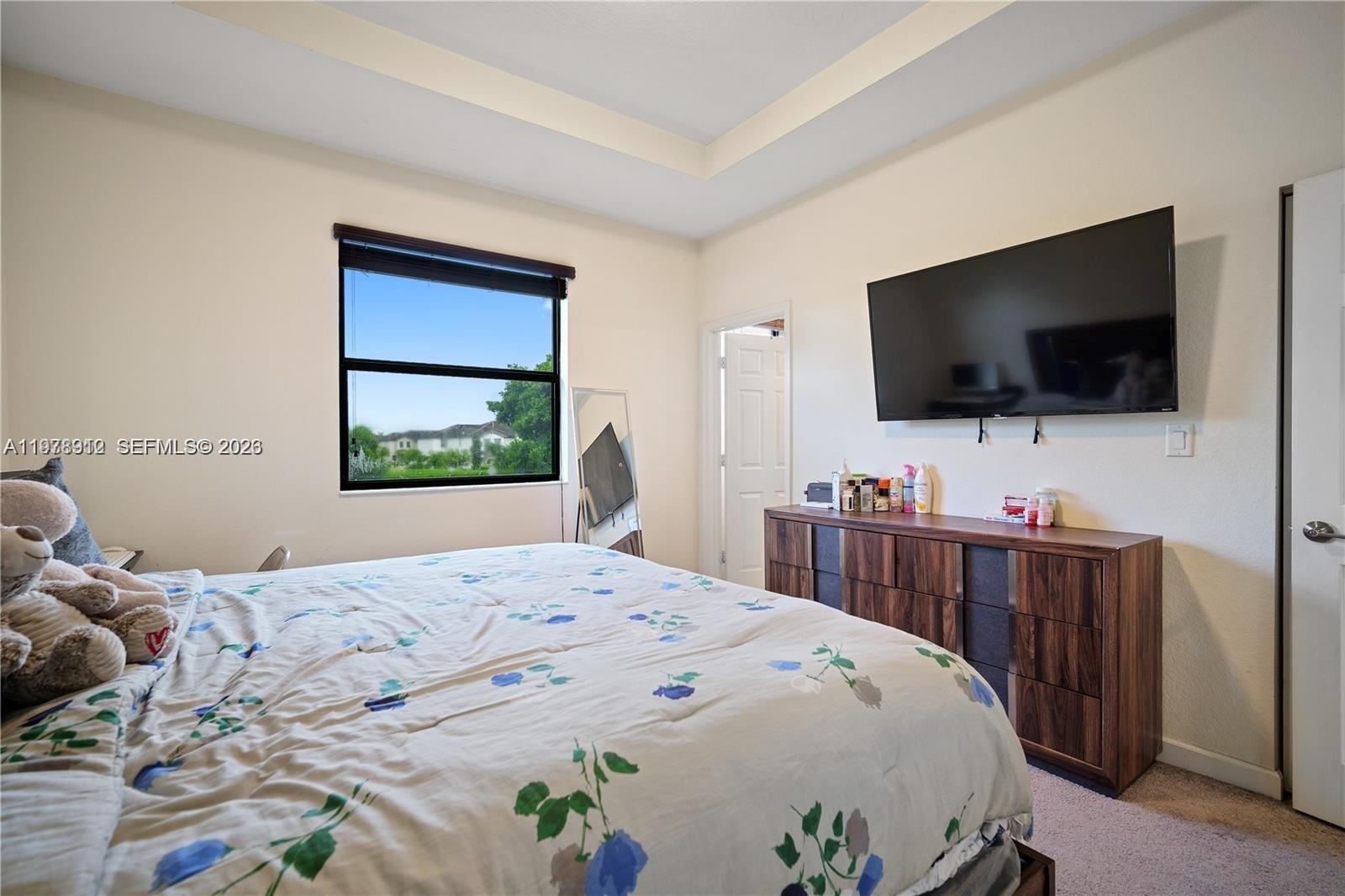 COCO PALM ESTATES - Residential Lease