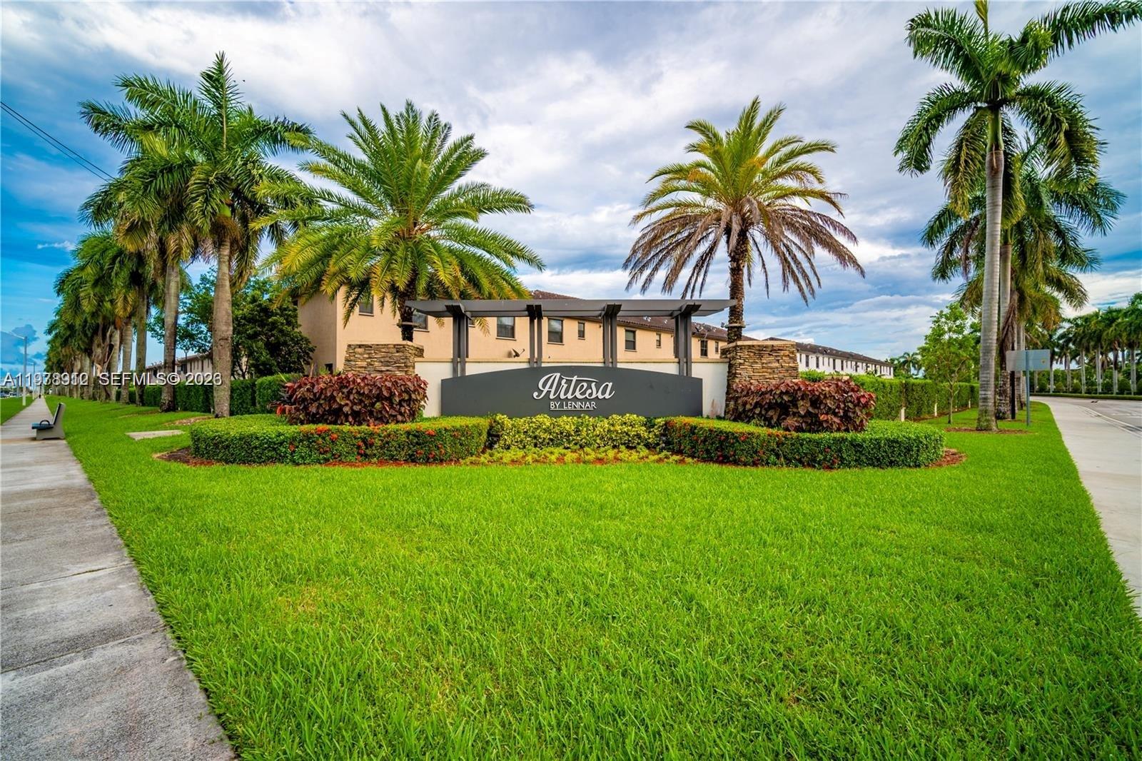 COCO PALM ESTATES - Residential Lease