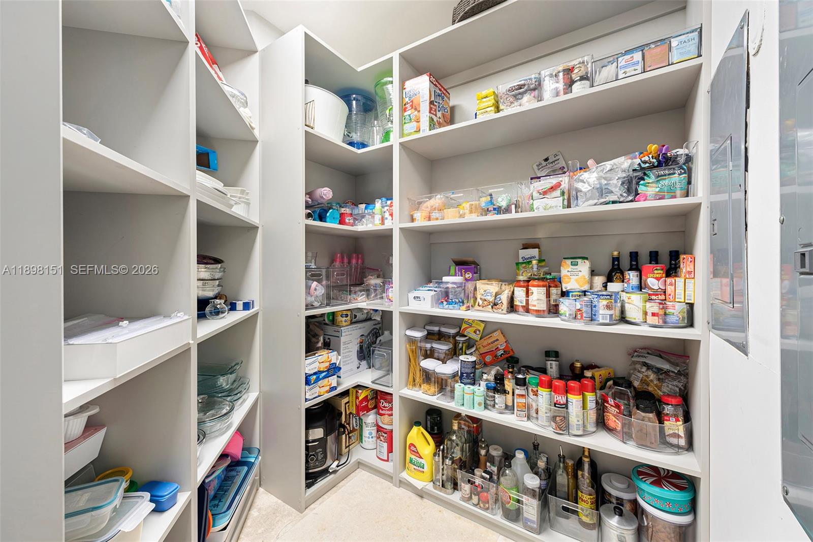 C GABLES RIVIERA SEC 12 - Residential