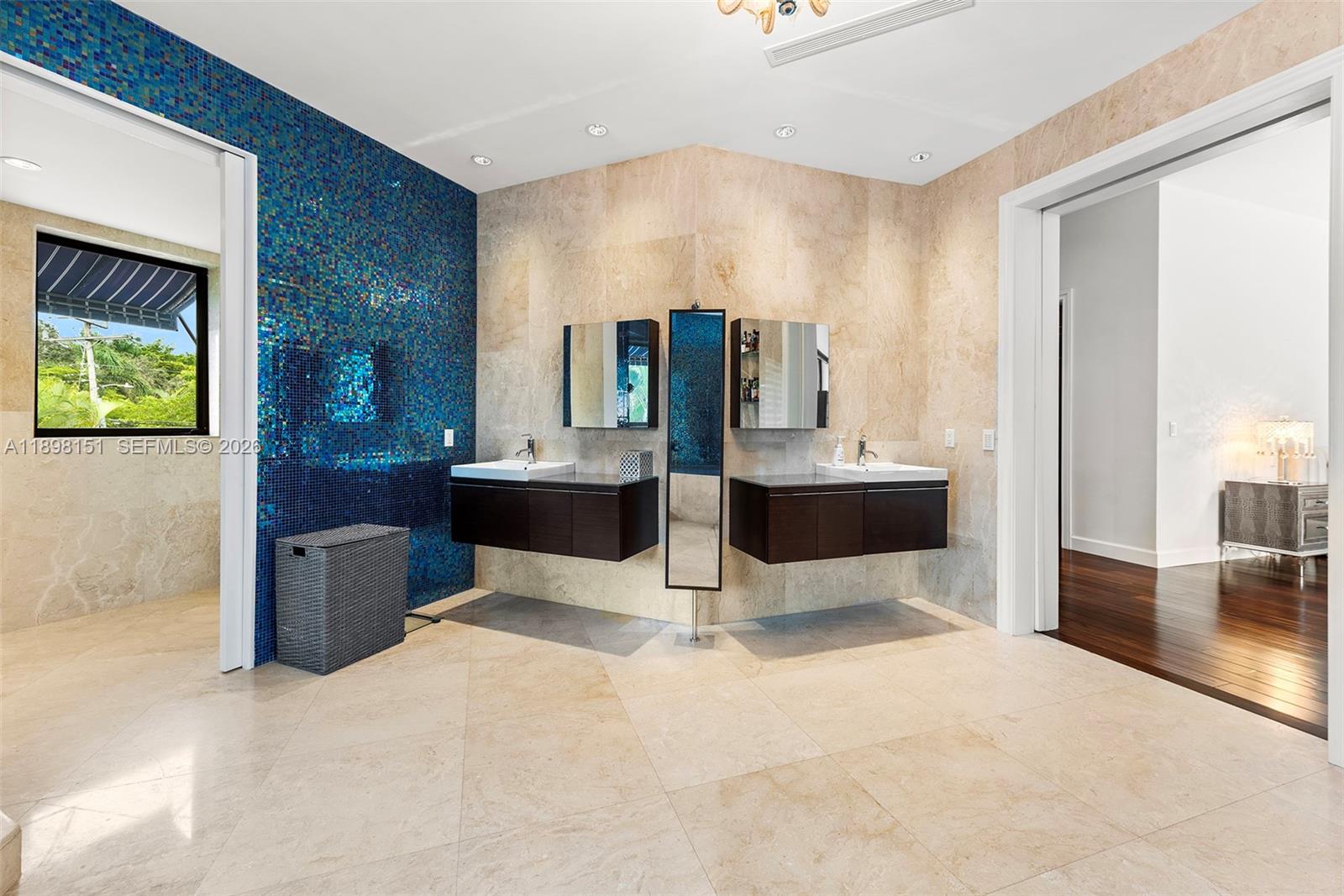 C GABLES RIVIERA SEC 12 - Residential