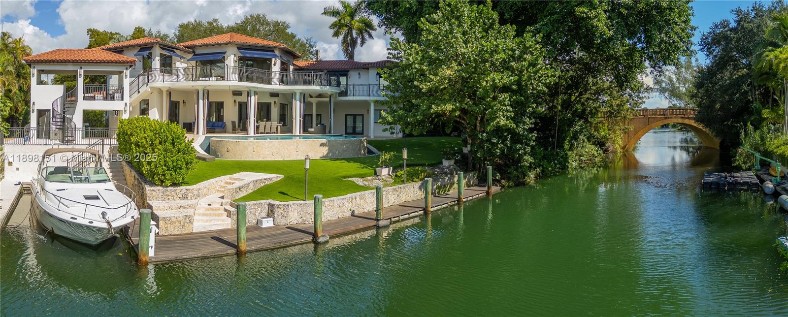 C GABLES RIVIERA SEC 12 - Residential