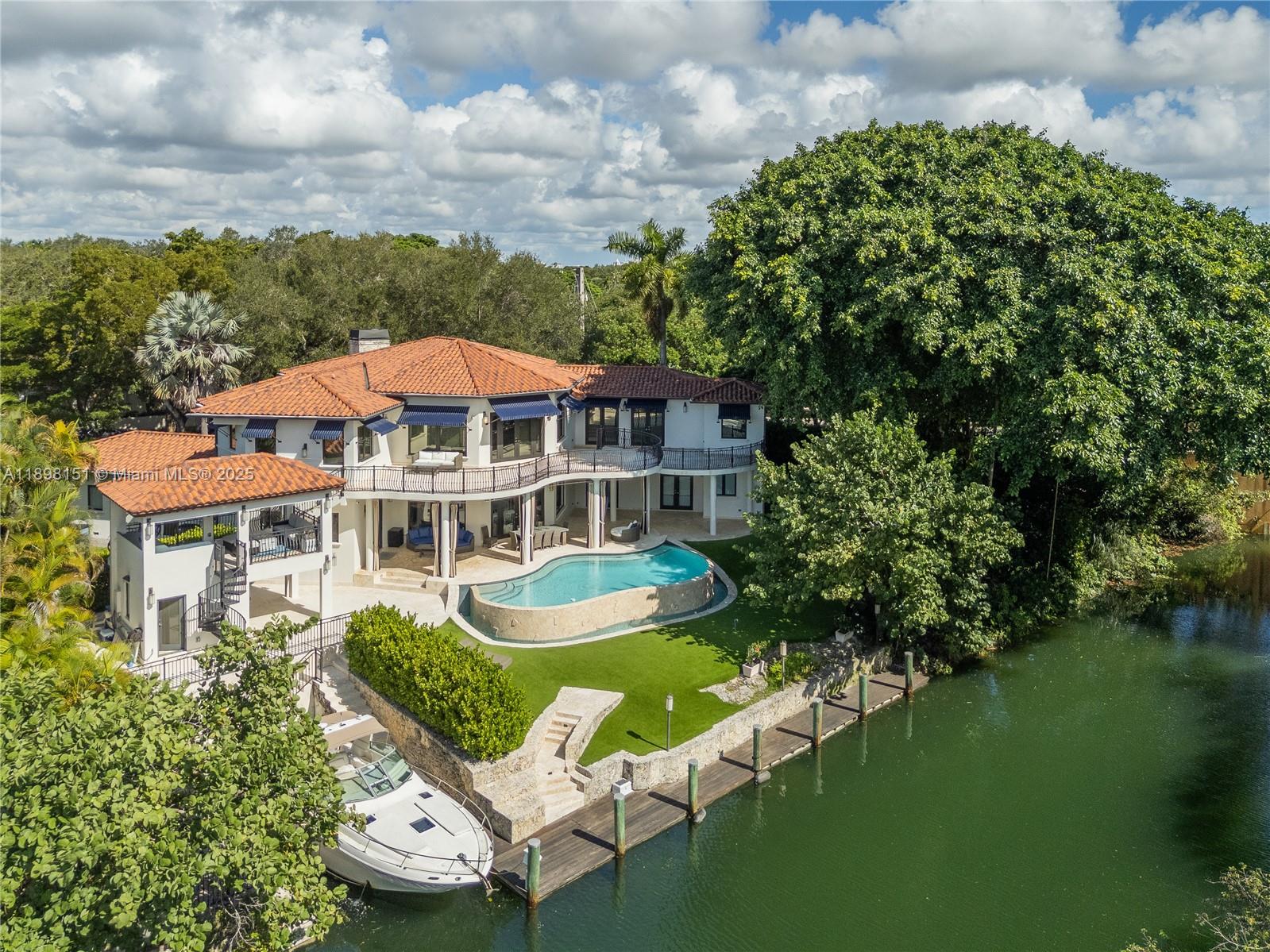 C GABLES RIVIERA SEC 12 - Residential